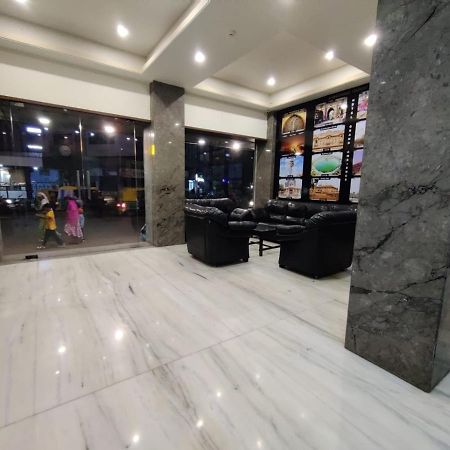 Hotel Grand Ambience 아흐메다바드 외부 사진