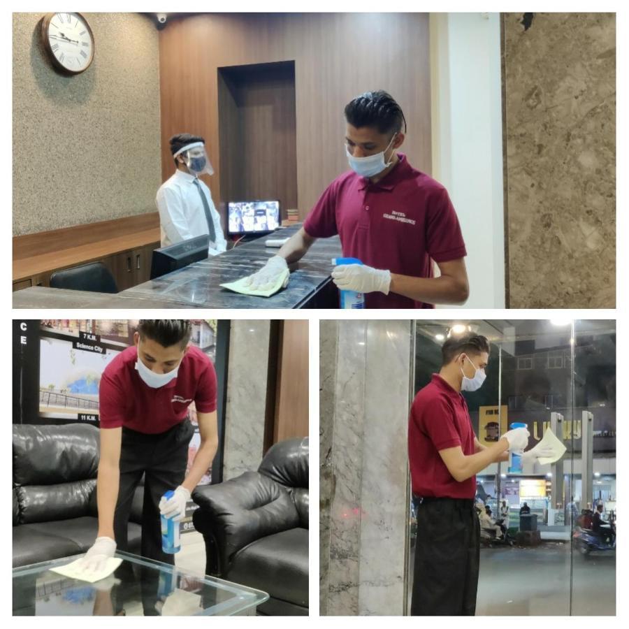Hotel Grand Ambience 아흐메다바드 외부 사진